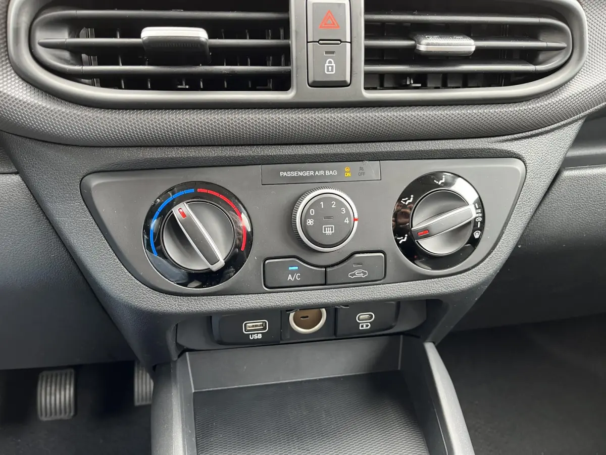 1.0 Comfort / Apple Carplay/Android Auto / audio-navigatie full map / achteruitrijcamera /