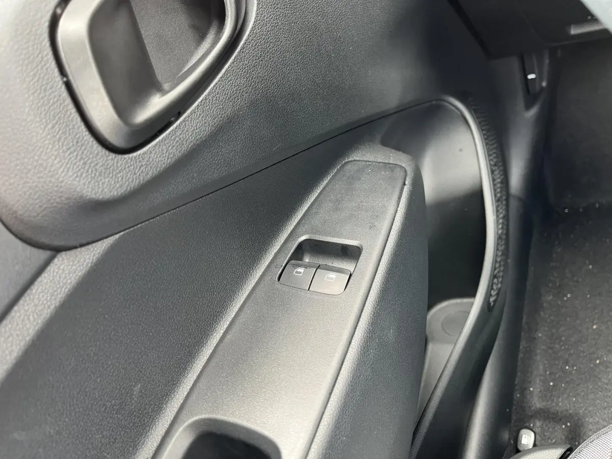 1.0 Comfort / Apple Carplay/Android Auto / audio-navigatie full map / achteruitrijcamera /