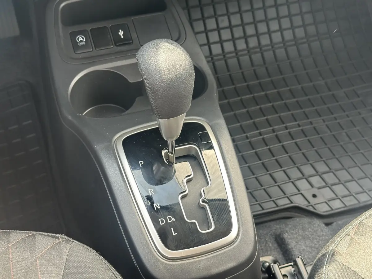 1.2 Dynamic / Automaat / Airco / Achteruitrijcamera / Climate Control / Cruise Control / Apple Carplay & Android Auto /