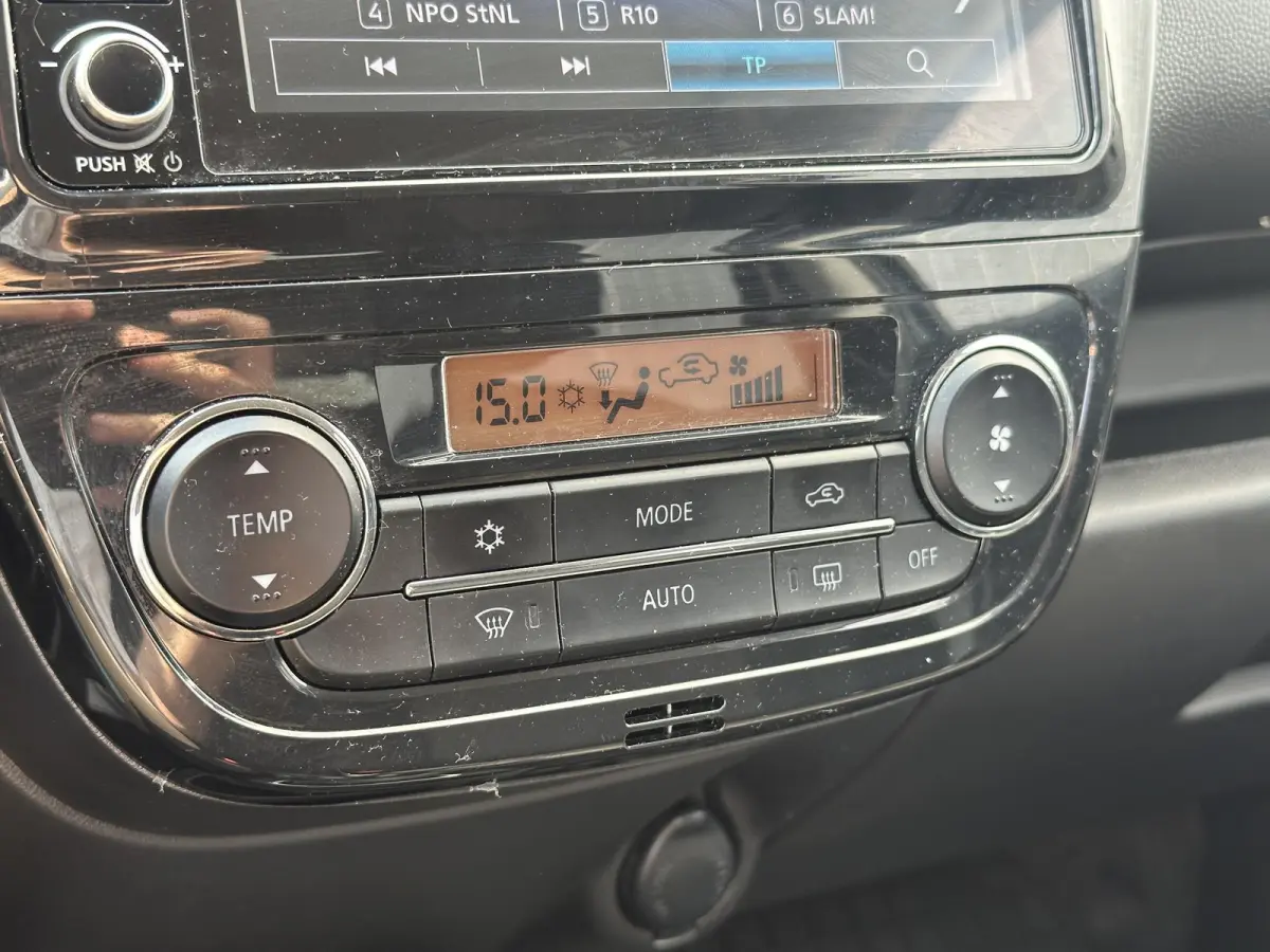 1.2 Dynamic / Automaat / Airco / Achteruitrijcamera / Climate Control / Cruise Control / Apple Carplay & Android Auto /