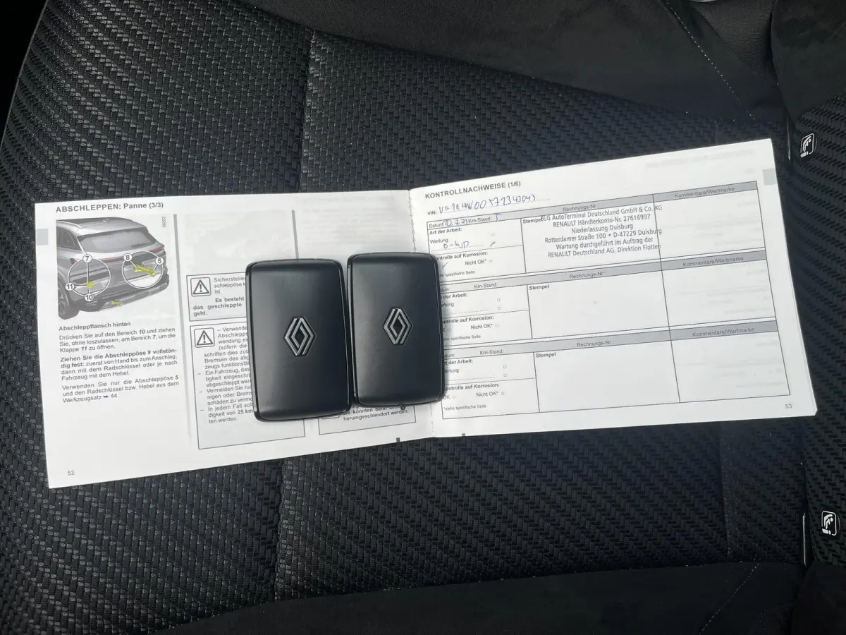 E-Tech full hybrid 200 esprit Alpine 5p. / Panoramadak / 360 Graden Camera / Elektrisch Verstelbare Bestuurdersstoel met Massage & Geheugen / Adaptief Cruise Control / Stoel- Stuur & Voorrui