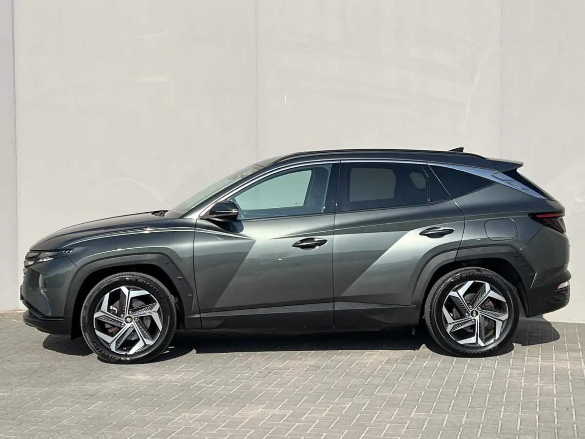 1.6 T-GDI PHEV Comfort Smart 4WD / 99% SOH / Fabrieksgarantie tot 04-2027 / WLTP 62km / Navi / Apple Carplay Android / Stuur- en stoelverwarming / Adapt. CC / 19" LM wielen /