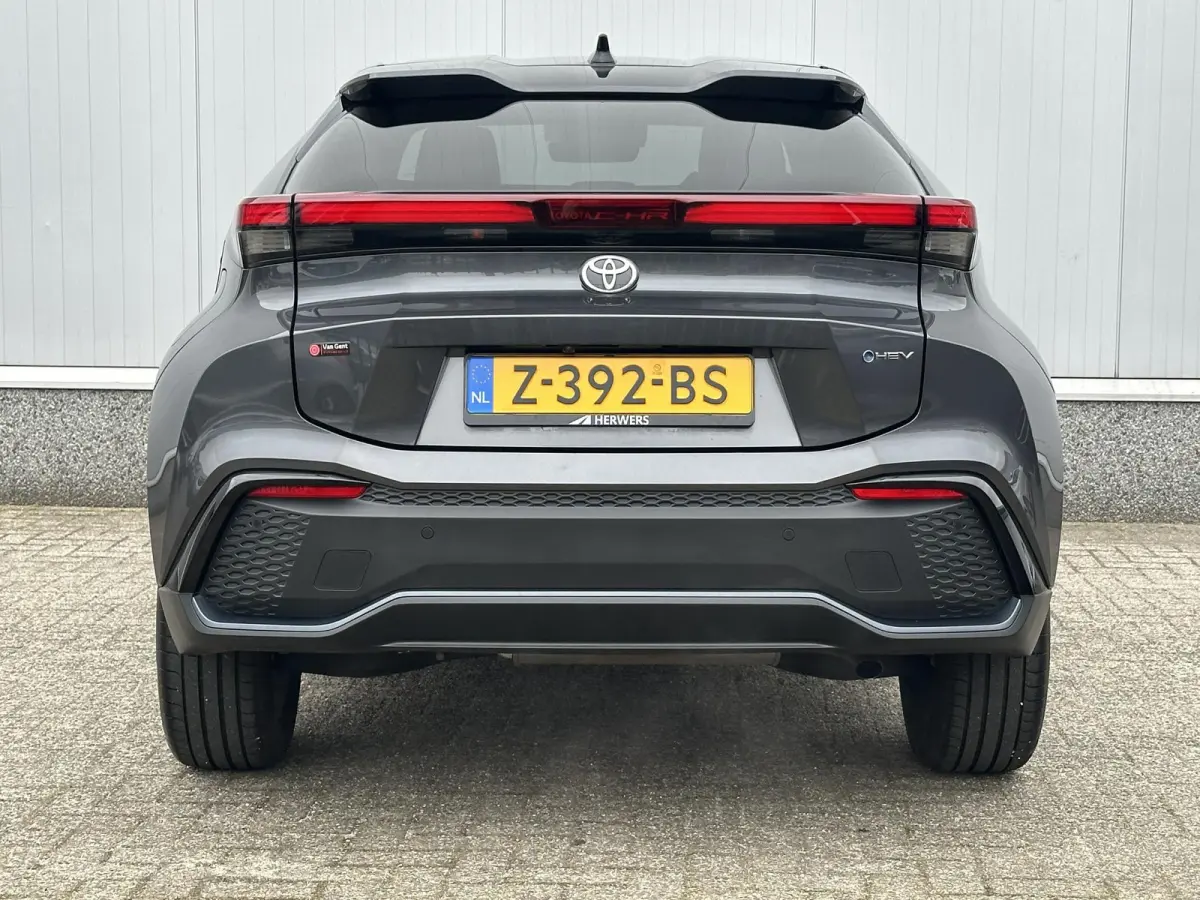 1.8 Hybrid 140 Executive / Fabrieksgarantie tot 10 jaar mogelijk / Navigatie / Camera / Climate Control / Apple Carplay/Android auto /