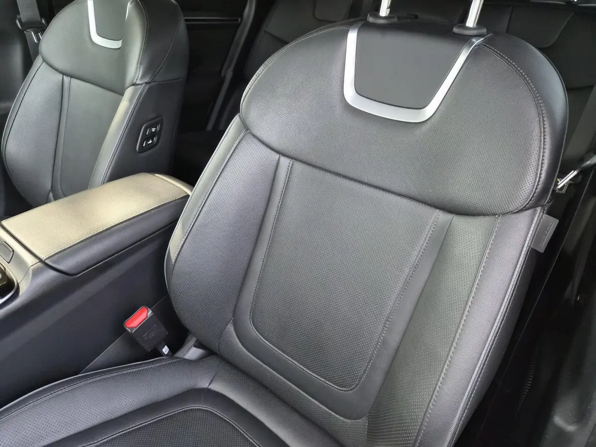 1.6 T-GDI PHEV Premium 4WD / Fabrieksgarantie tot 11-2028 / Dealer onderhouden / Trekgewicht 1350 kg / Rondomzicht camera / Stuur- Stoel & Achterbank verwarming / Adaptief cruise control / S