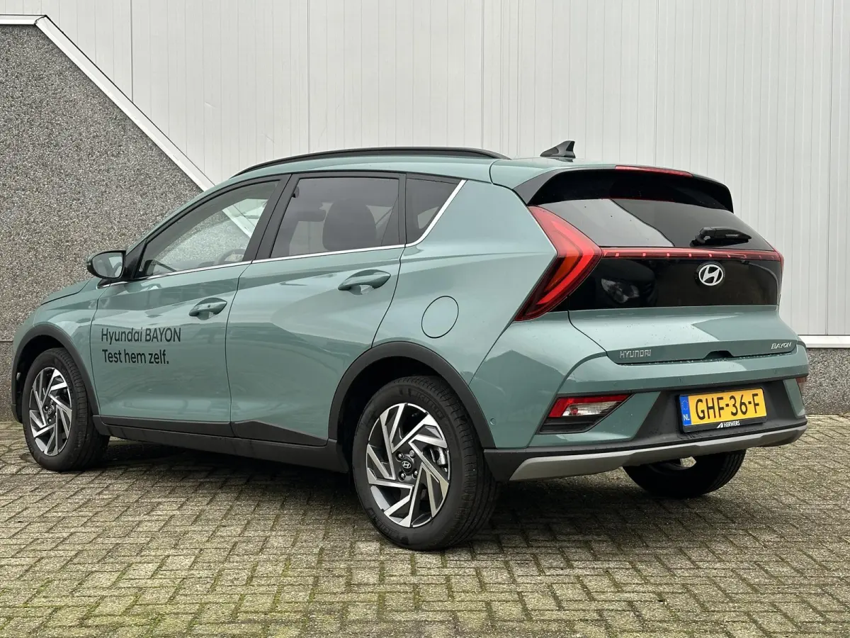 1.0 T-GDI Premium Sky / AUTOMAAT / Glazen Schuif kanteldak / Adaptieve cruise control / Stoel & Stuurwiel verwarming / Achteruitrijcamera / Dodehoekdetectie / Parkeersensoren Voor + Achter /
