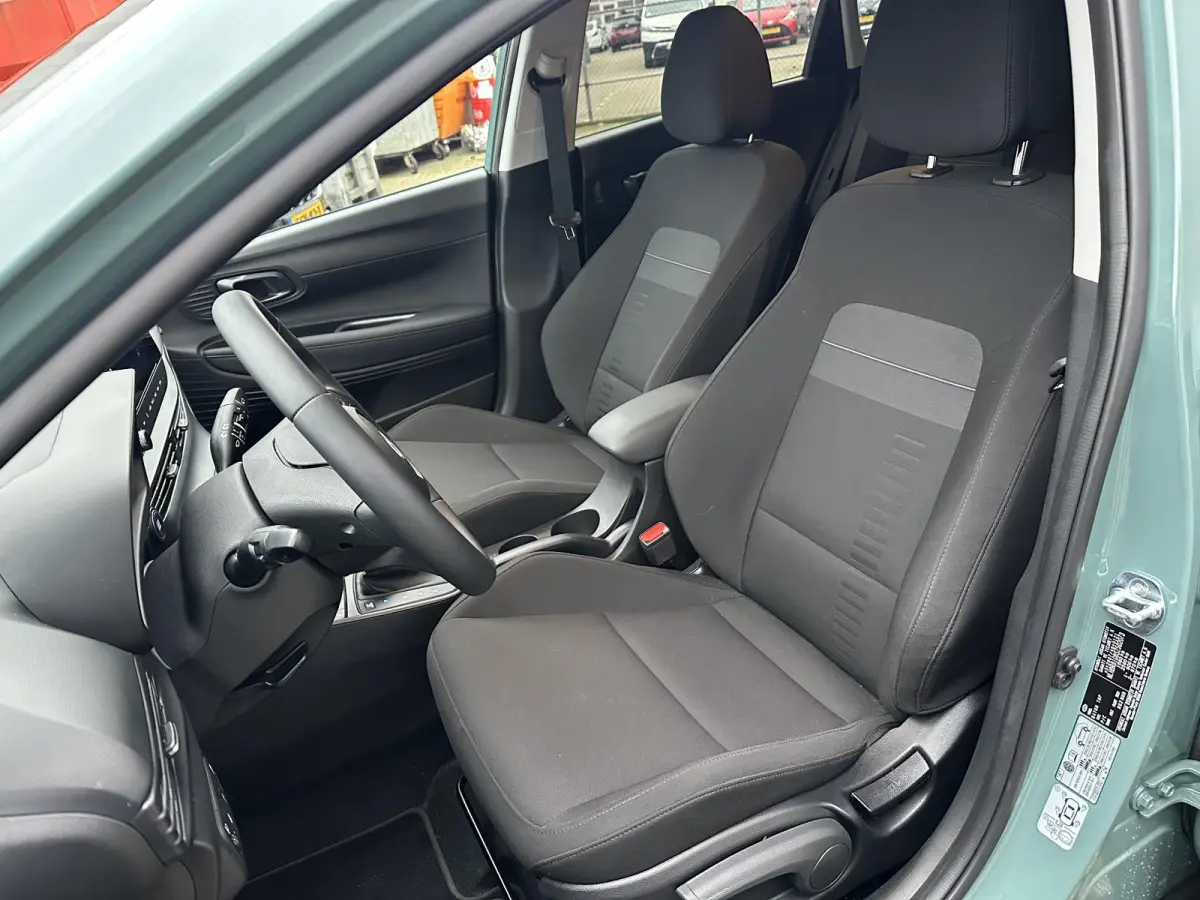 1.0 T-GDI Premium Sky / AUTOMAAT / Glazen Schuif kanteldak / Adaptieve cruise control / Stoel & Stuurwiel verwarming / Achteruitrijcamera / Dodehoekdetectie / Parkeersensoren Voor + Achter /