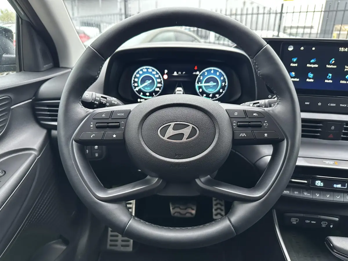 1.0 T-GDI Premium Sky / AUTOMAAT / Glazen Schuif kanteldak / Adaptieve cruise control / Stoel & Stuurwiel verwarming / Achteruitrijcamera / Dodehoekdetectie / Parkeersensoren Voor + Achter /