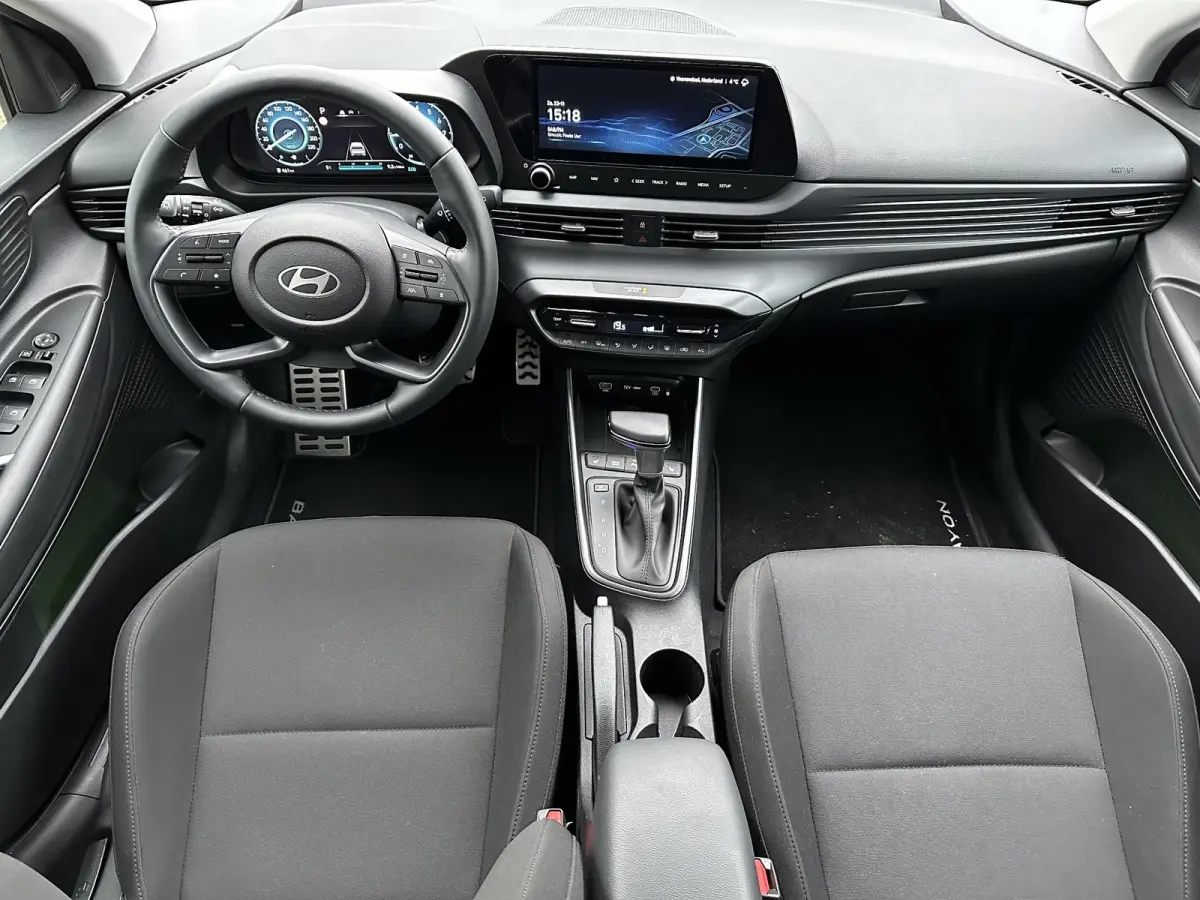 1.0 T-GDI Premium Sky / AUTOMAAT / Glazen Schuif kanteldak / Adaptieve cruise control / Stoel & Stuurwiel verwarming / Achteruitrijcamera / Dodehoekdetectie / Parkeersensoren Voor + Achter /