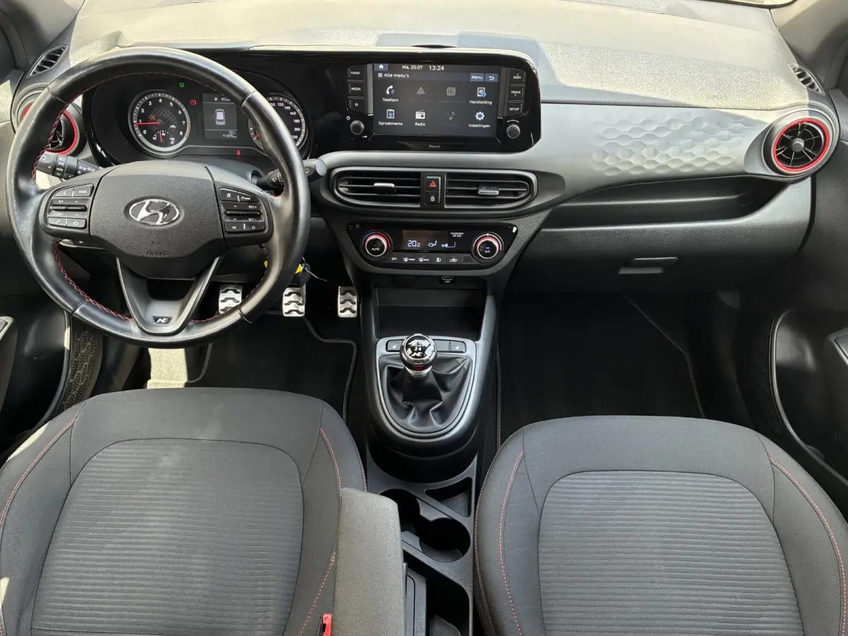 1.0 T-GDI N Line 5-zits / Achteruitrijcamera / Navigatie d.m.v. Apple Carplay/Android Auto / Bluetooth / Stoel-/Stuurverwarming / Cruise Control /