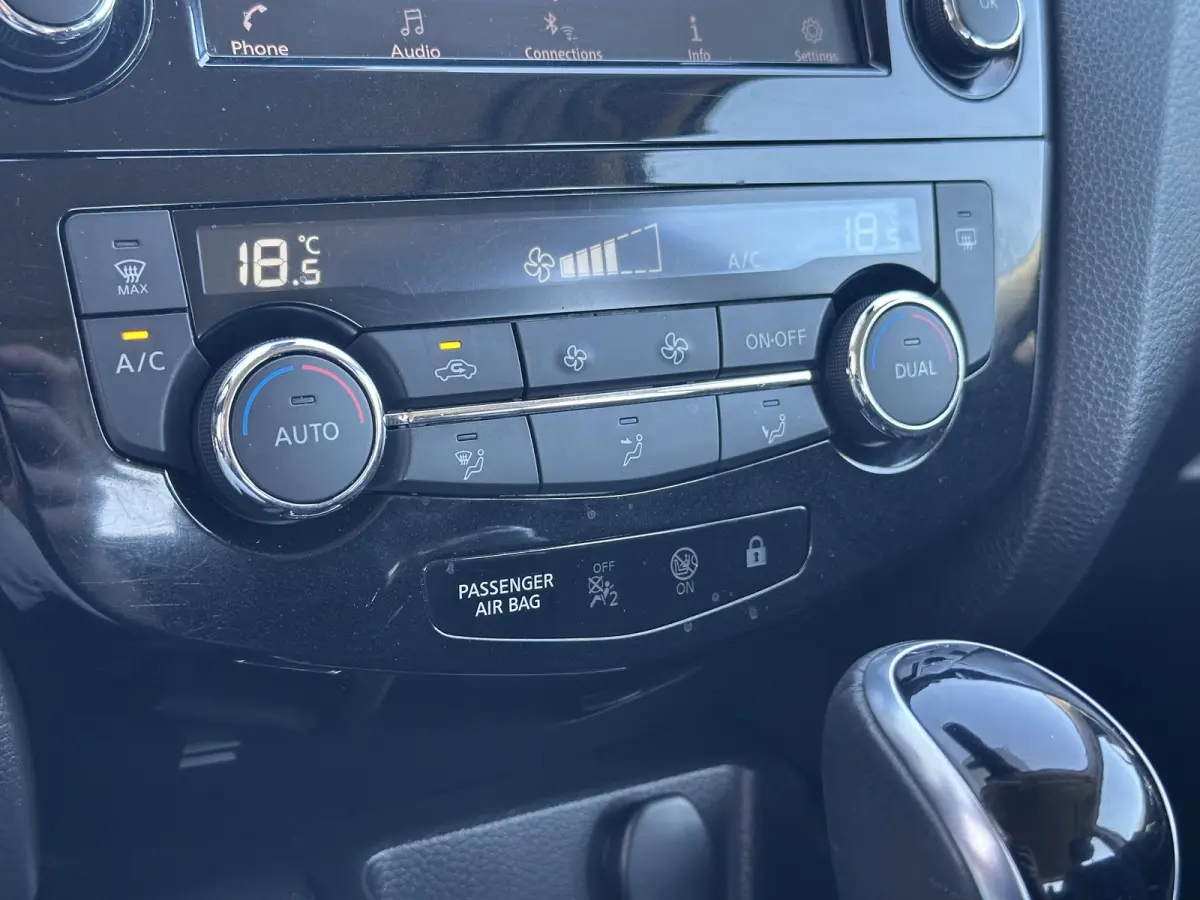 1.3 DIG-T Acenta / Panoramadak / Climate Control / Android Auto/Apple CarPlay / Achteruitrijcamera /