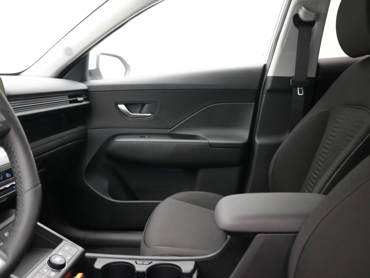 Comfort Smart 48.4 kWh / Navigatie / Blind-Spot Collision-Avoidance Assist / Adaptieve Cruise Control / 19 inch N-Velgen