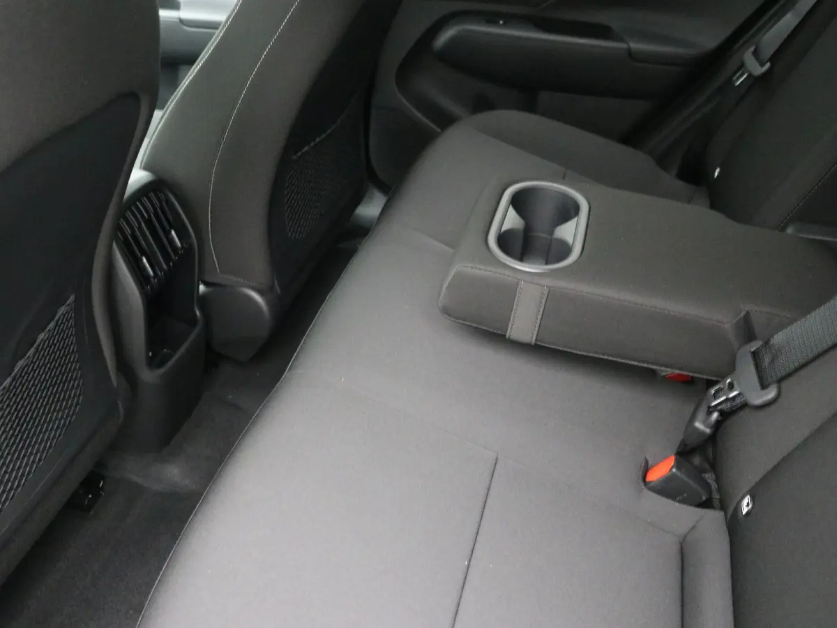 Comfort Smart 48.4 kWh / Navigatie / Blind-Spot Collision-Avoidance Assist / Adaptieve Cruise Control / 19 inch N-Velgen
