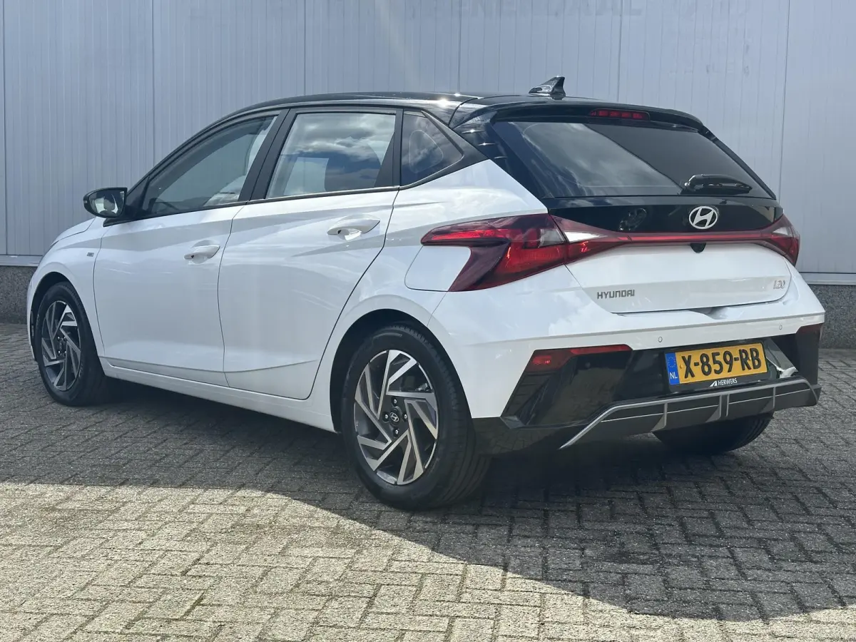 1.0 T-GDI Comfort Smart / Automaat / Navigatie / Apple carplay & Andriod auto / Achteruitrijcamera /