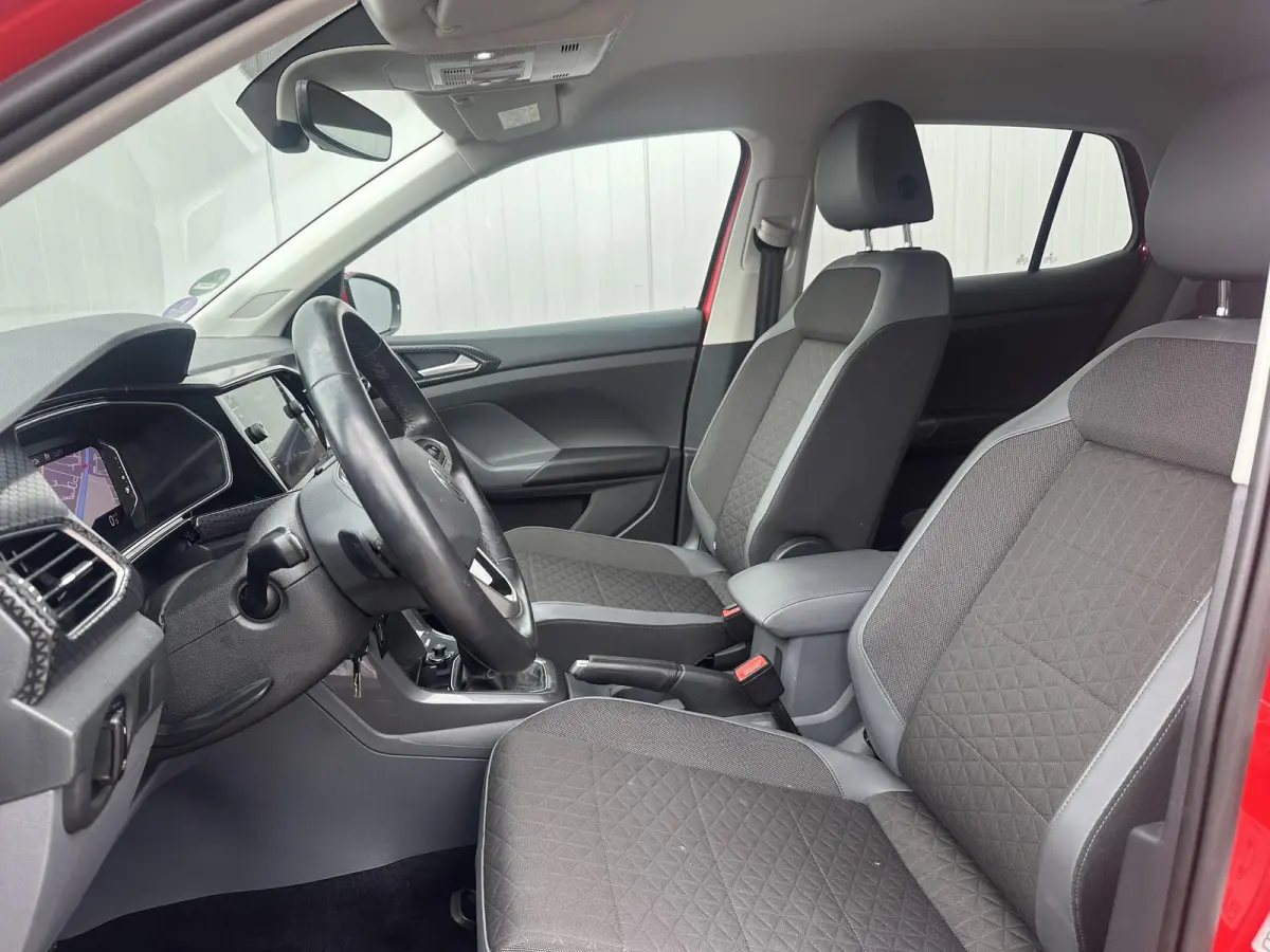 1.0 TSI Life Business / Automaat / trekhaak / digitaal instrumentenpaneel / Navigatie / adaptieve cruise control /