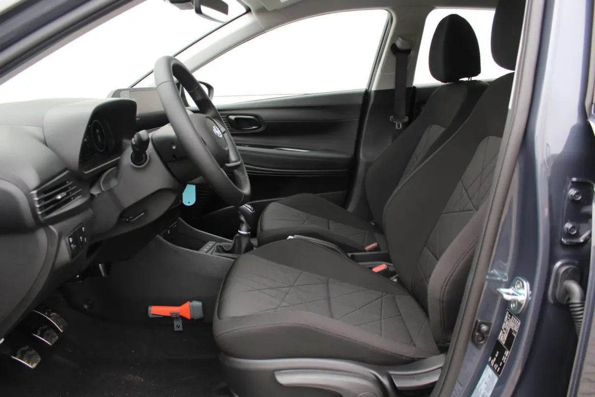 1.0 T-GDI Comfort Smart / Navigatie / Apple Carplay & Android Auto / Airco / Cruise Control /