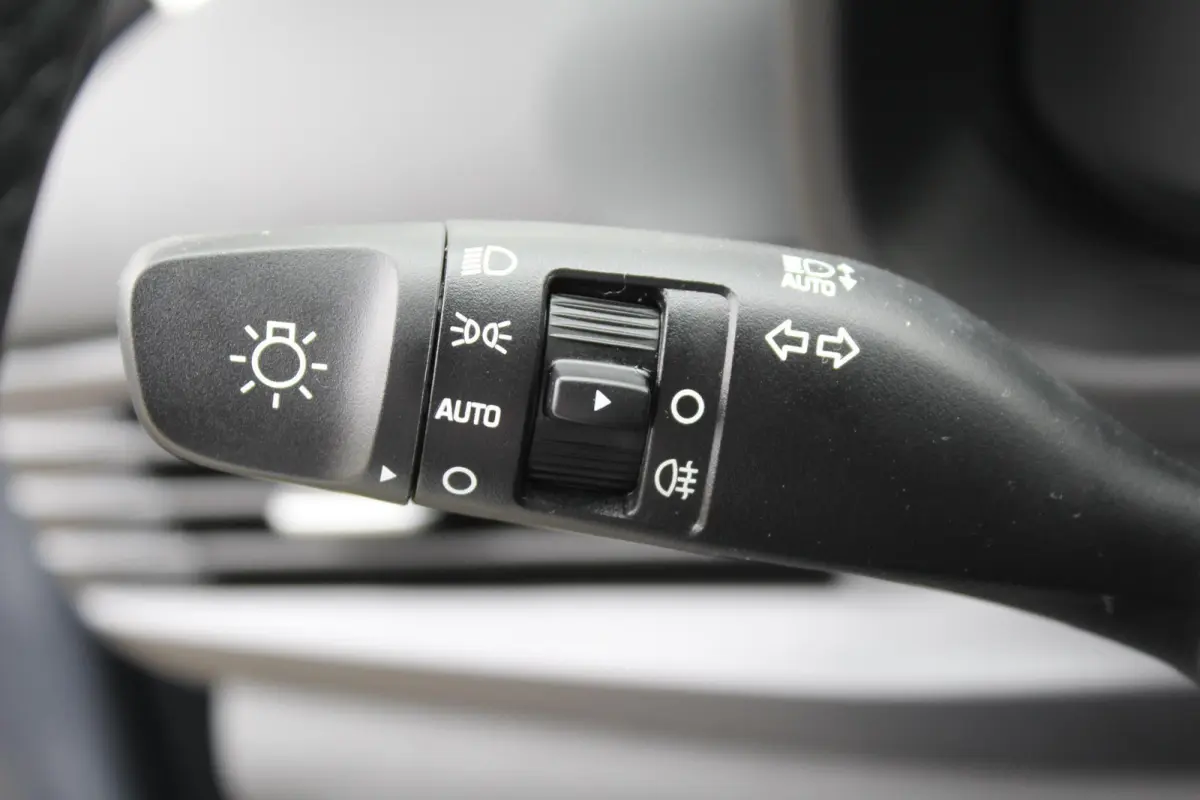 1.0 T-GDI Comfort Smart / Navigatie / Apple Carplay & Android Auto / Airco / Cruise Control /
