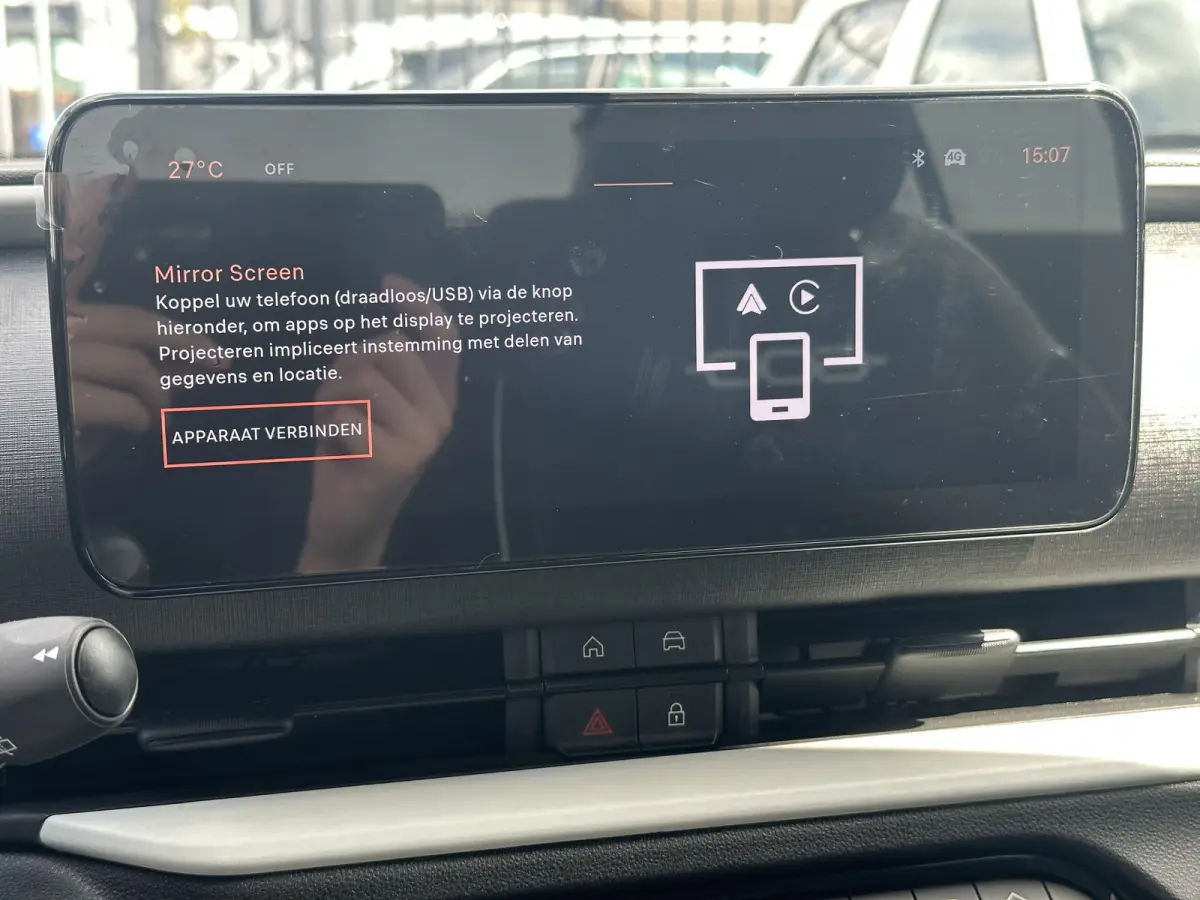 1.2 Hybrid Icon / Apple Carplay & Android Auto / Cruise Control / Keyless Entry / Achteruitrijcamera / Parkeersensoren voor & achter / Airco /
