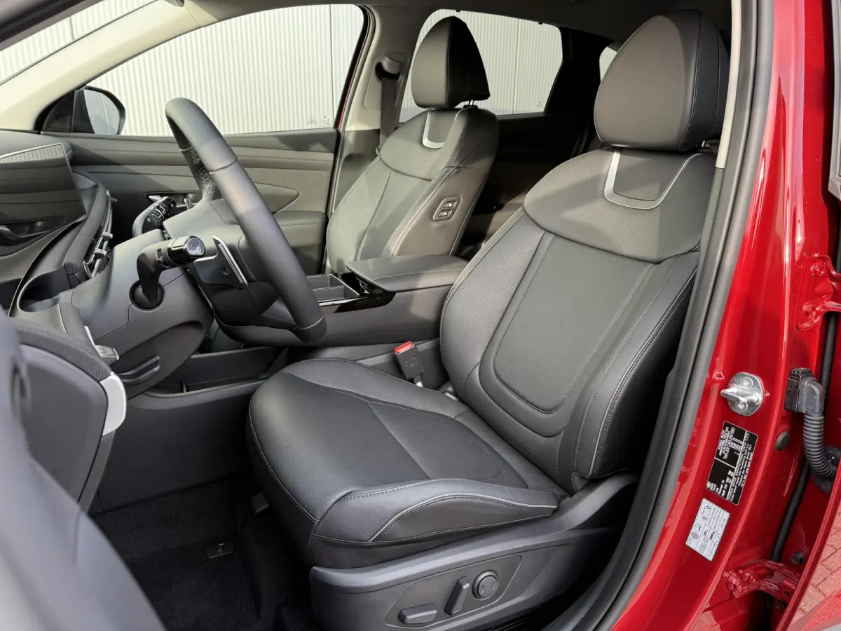 1.6 T-GDI PHEV Premium / Apple & Android carplay / Adaptieve cruise control / 67km elektrisch bereik / Snel leverbaar /