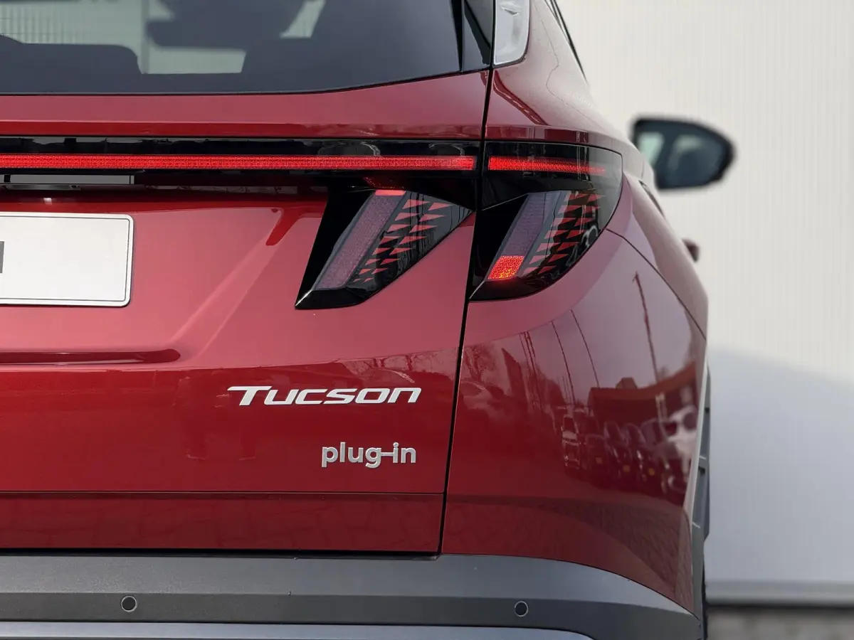 1.6 T-GDI PHEV Premium / Apple & Android carplay / Adaptieve cruise control / 67km elektrisch bereik / Snel leverbaar /