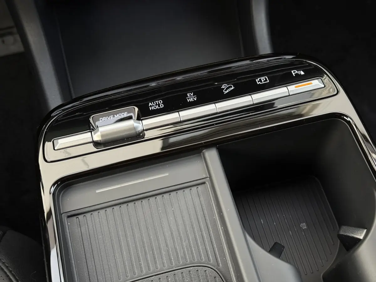 1.6 T-GDI PHEV Premium / Apple & Android carplay / Adaptieve cruise control / 67km elektrisch bereik / Snel leverbaar /