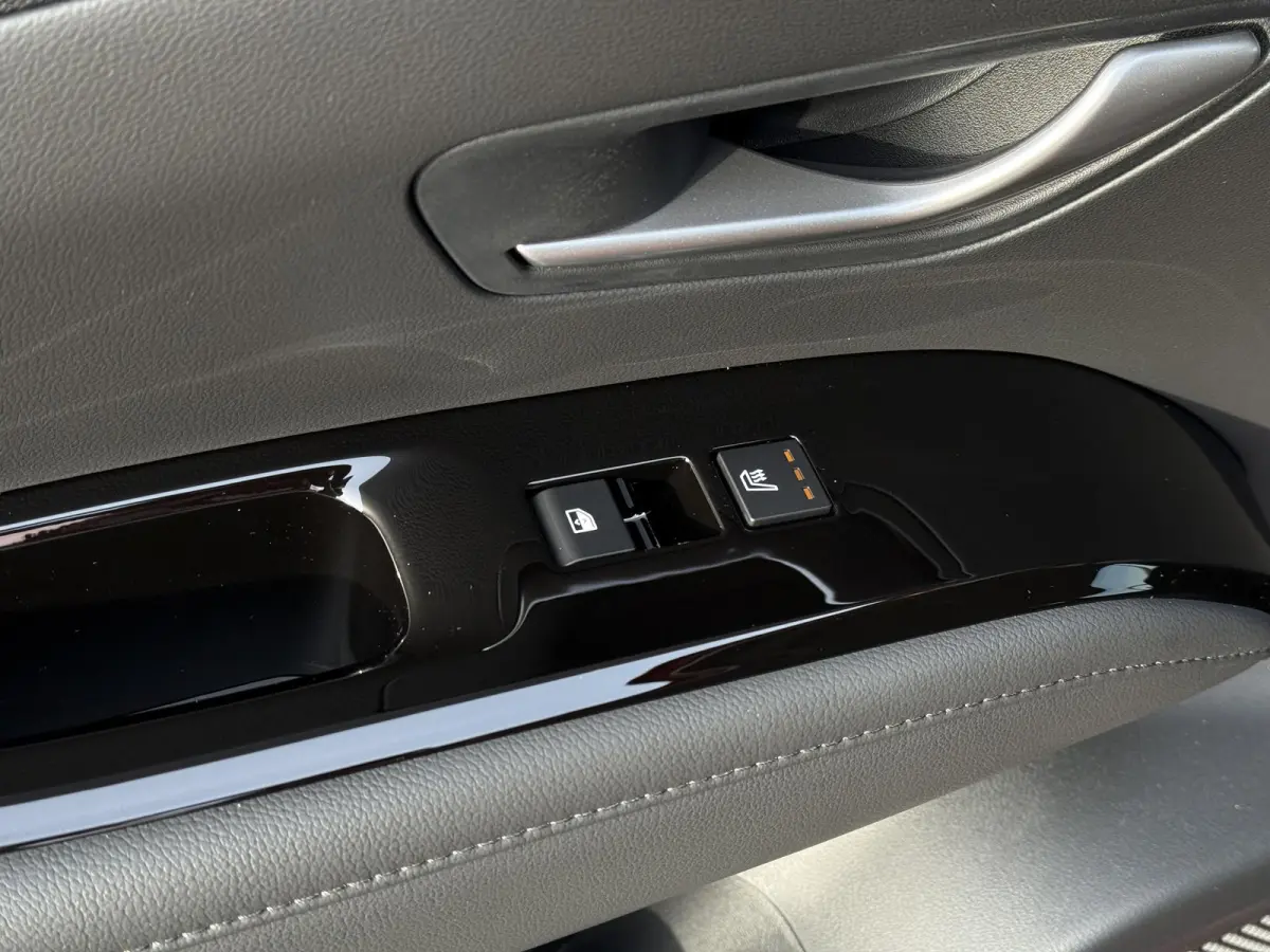 1.6 T-GDI PHEV Premium / Apple & Android carplay / Adaptieve cruise control / 67km elektrisch bereik / Snel leverbaar /