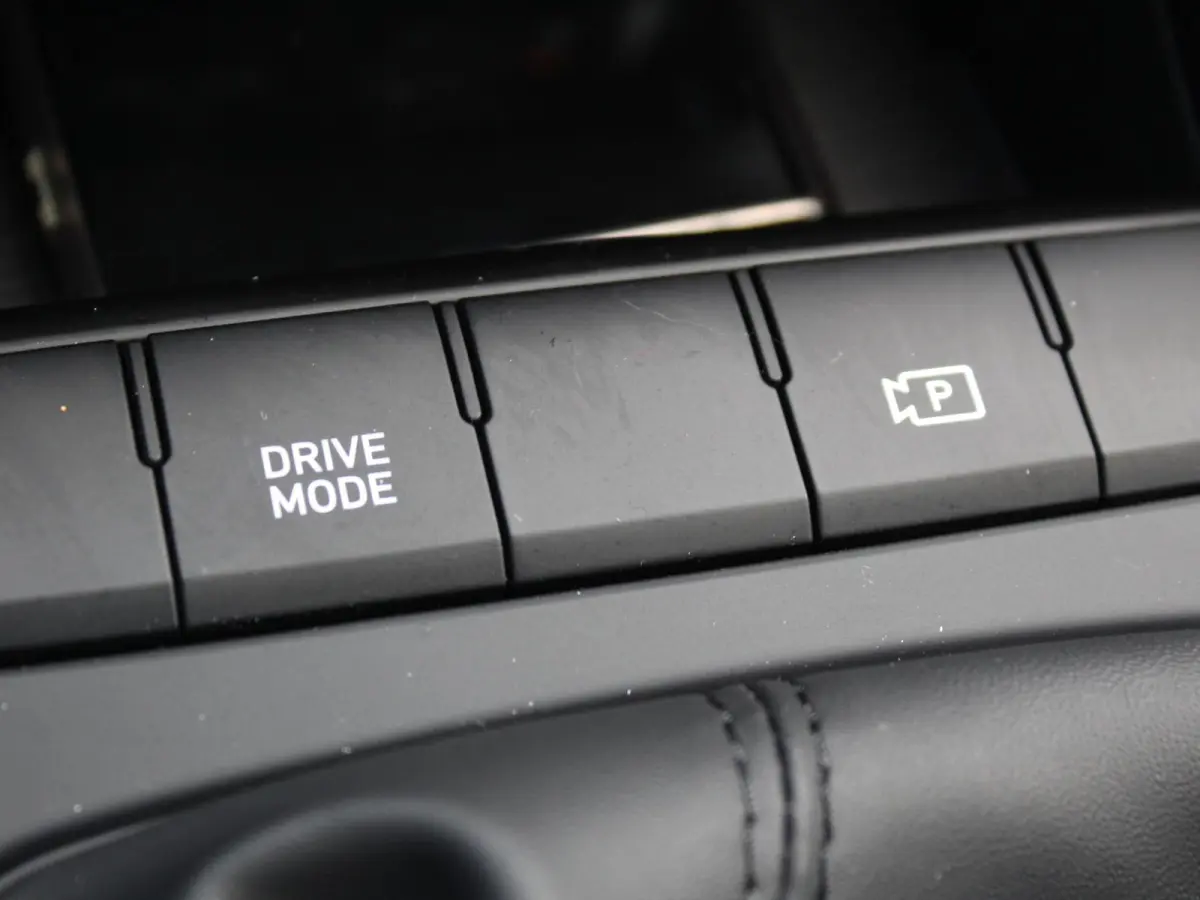 1.0 T-GDI Comfort / Uit Voorraad Leverbaar / Cruise control / Airco / Apple & Android Carplay /