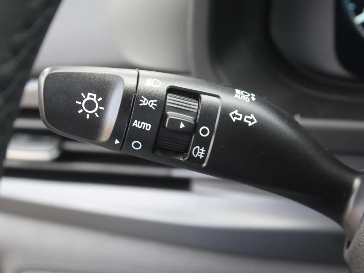1.0 T-GDI Comfort / Uit Voorraad Leverbaar / Cruise control / Airco / Apple & Android Carplay /