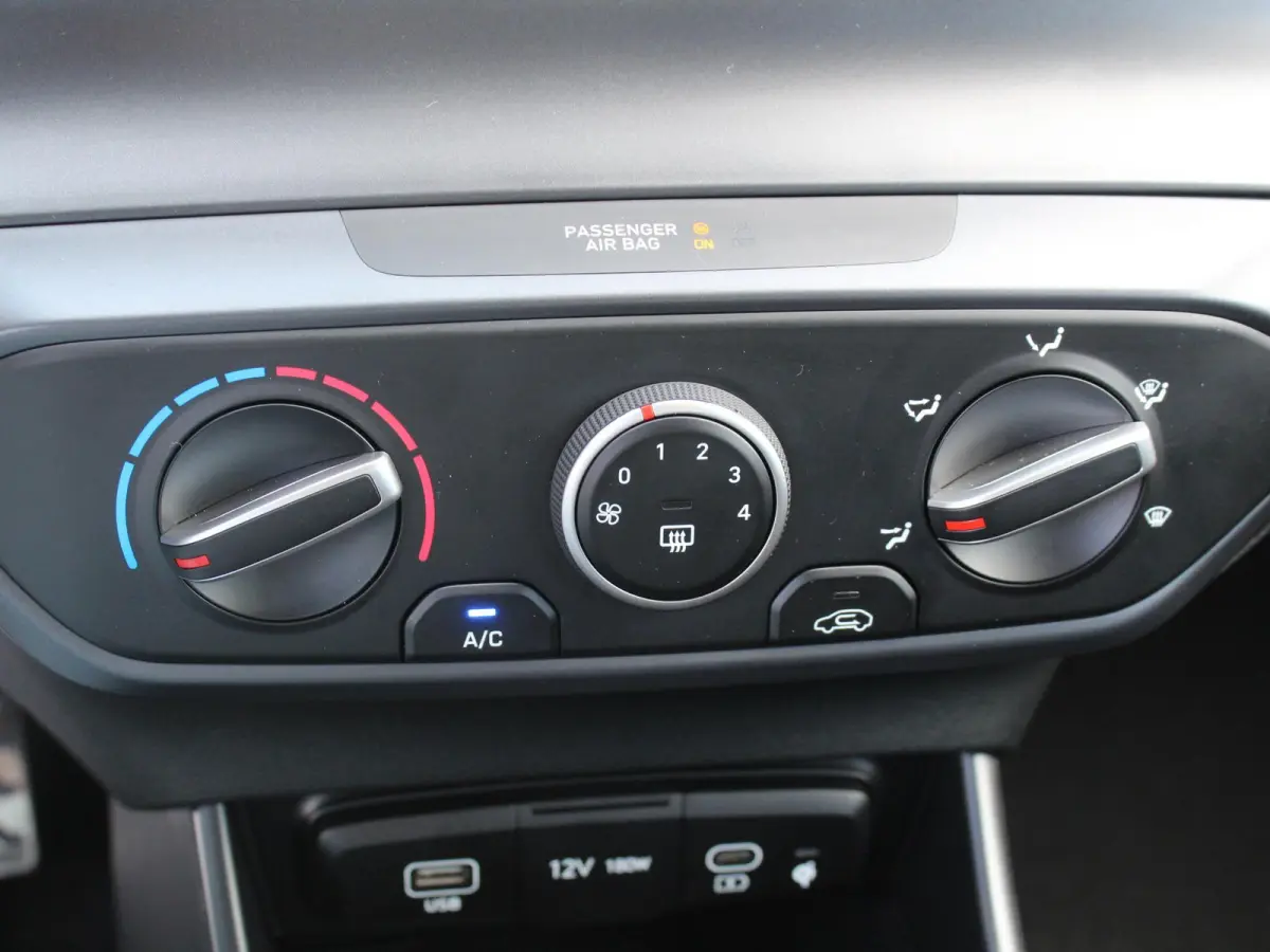 1.0 T-GDI Comfort / Uit Voorraad Leverbaar / Cruise control / Airco / Apple & Android Carplay /