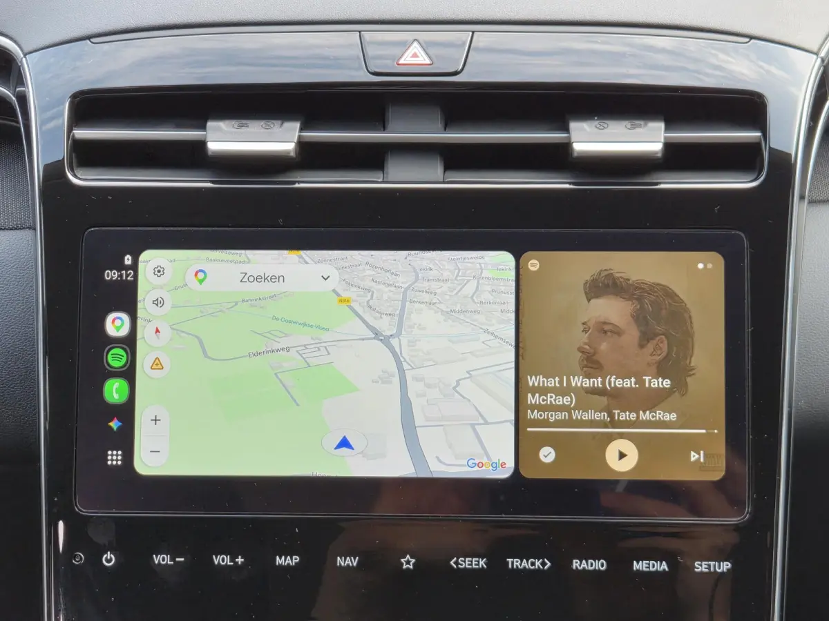 1.6 T-GDI PHEV Comfort Smart 4WD / SOH 97% / Dealer onderhouden / Fabrieksgarantie tot 06-2027 / 1.350 kg trekgewicht / Elektrische achterklep / Achteruitrijcamera / Stuur- & Stoelverwarming