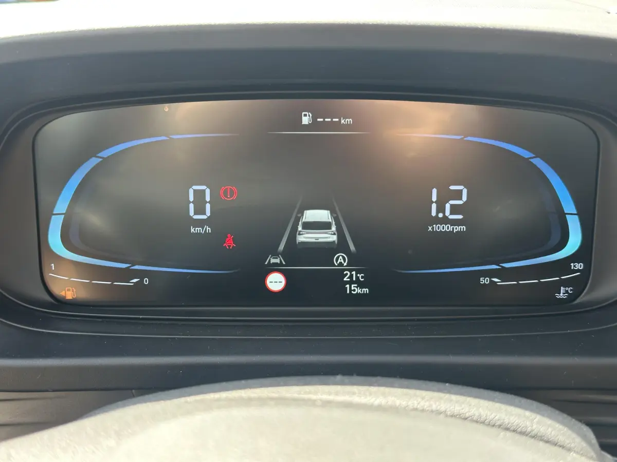 1.0 T-GDI E-Motion / Navigatie / Apple & Android carplay / Airco / Achteruitrijcamera /