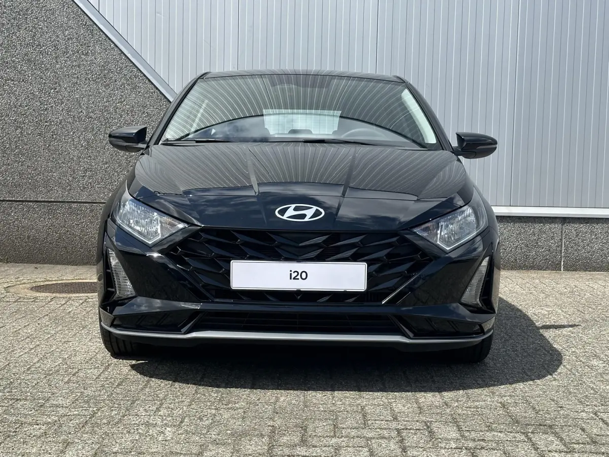 1.0 T-GDI E-Motion / Navigatie / Apple & Android carplay / Airco / Achteruitrijcamera /