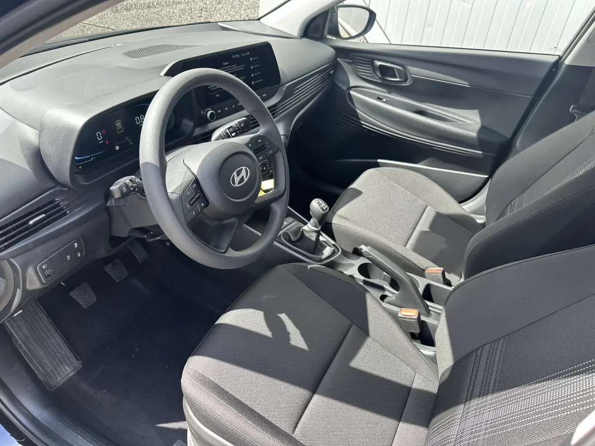 1.0 T-GDI E-Motion / Navigatie / Apple & Android carplay / Airco / Achteruitrijcamera /