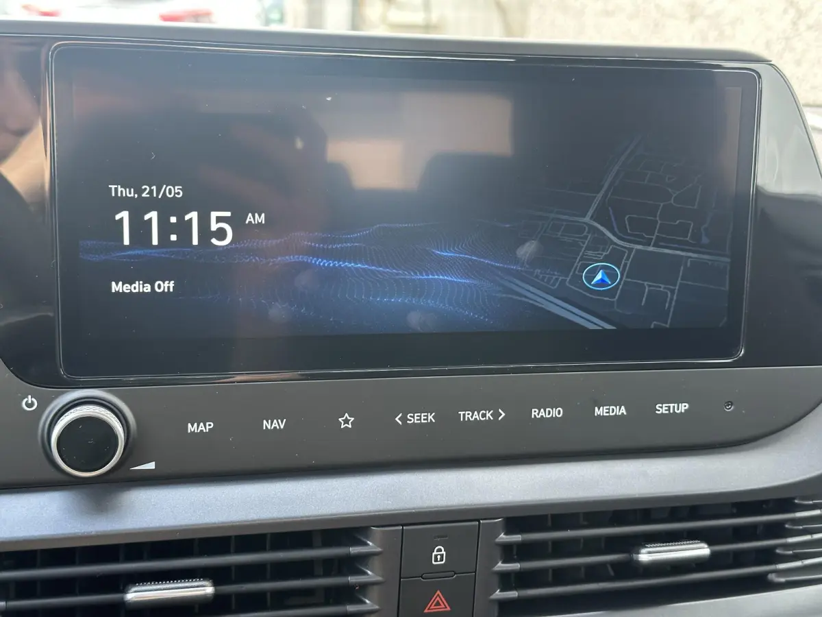 1.0 T-GDI E-Motion / Navigatie / Apple & Android carplay / Airco / Achteruitrijcamera /