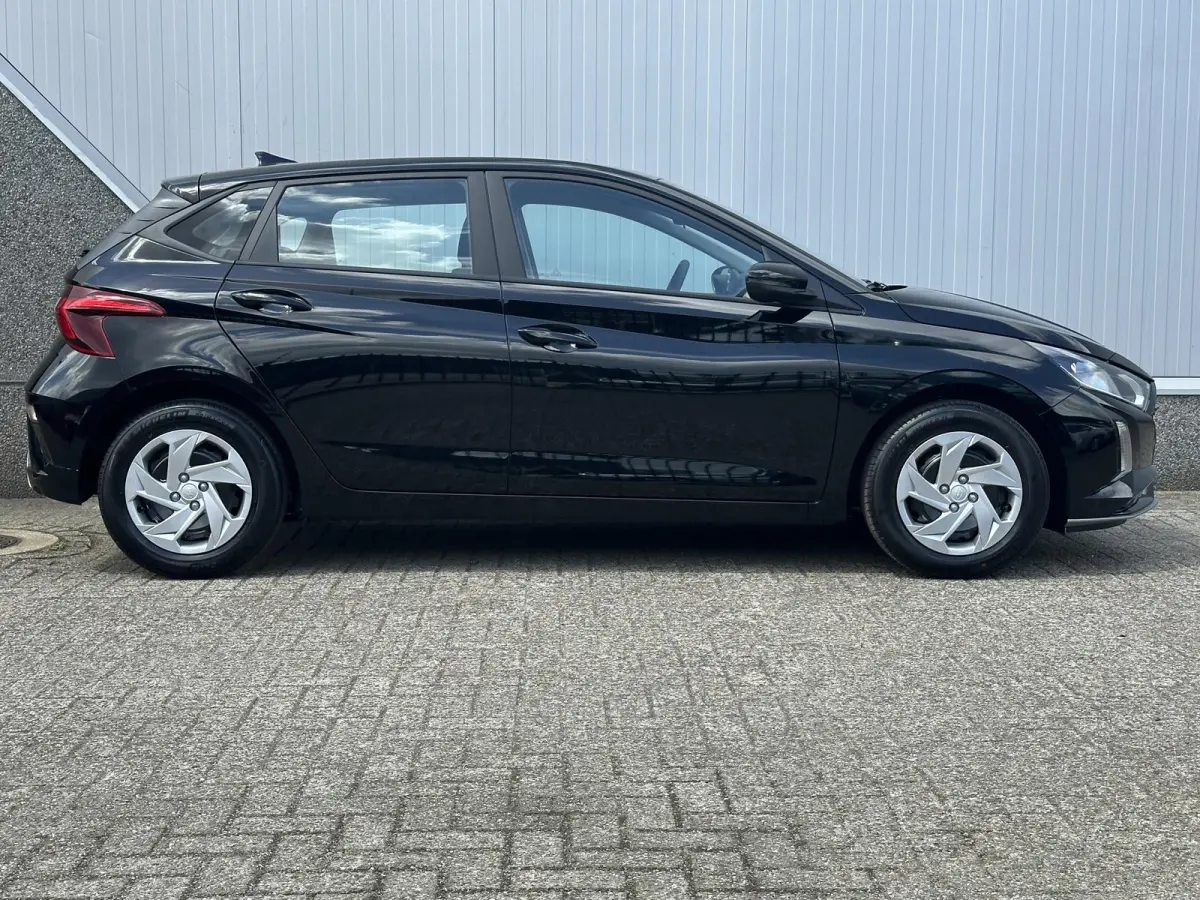 1.0 T-GDI E-Motion / Navigatie / Apple & Android carplay / Airco / Achteruitrijcamera /
