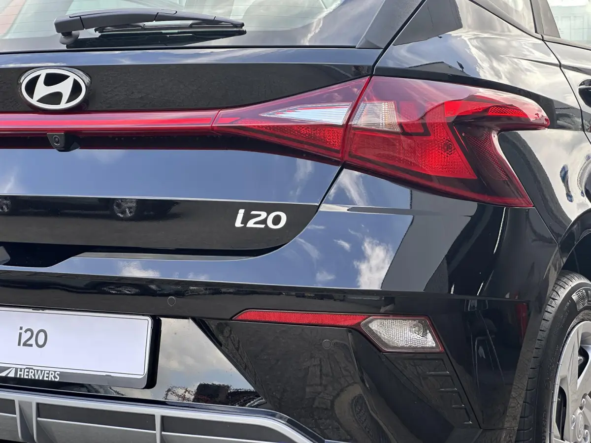 1.0 T-GDI E-Motion / Navigatie / Apple & Android carplay / Airco / Achteruitrijcamera /