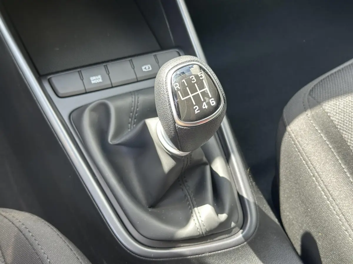 1.0 T-GDI E-Motion / Navigatie / Apple & Android carplay / Airco / Achteruitrijcamera /