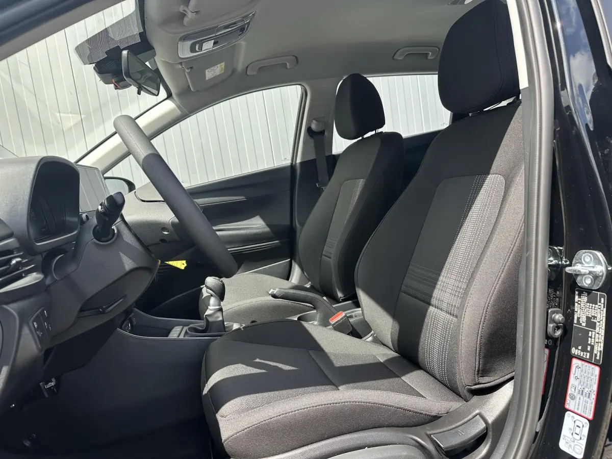 1.0 T-GDI E-Motion / Navigatie / Apple & Android carplay / Airco / Achteruitrijcamera /