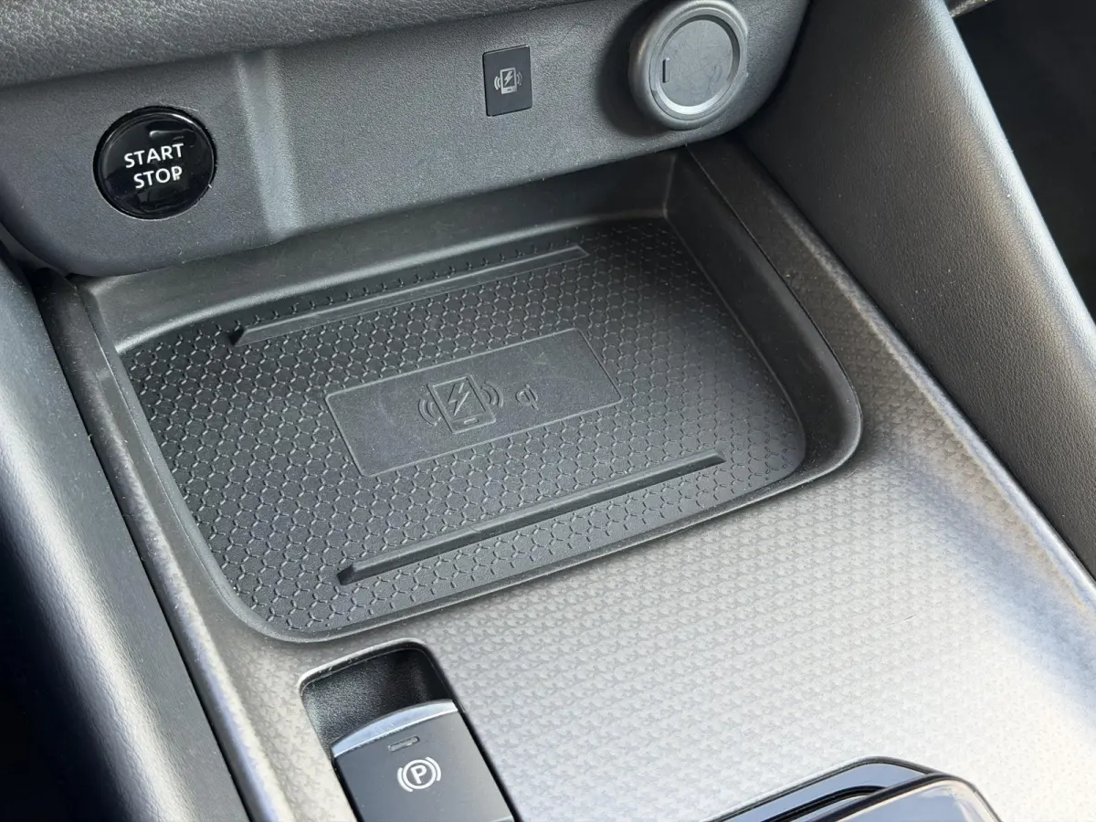 1.5 e-Power N-Connecta / Facelift / Navigatie / 360 Camera / Dodehoek Detectie /  Apple Carplay& Android Auto / Adaptieve Cruise / Clima / DAB /