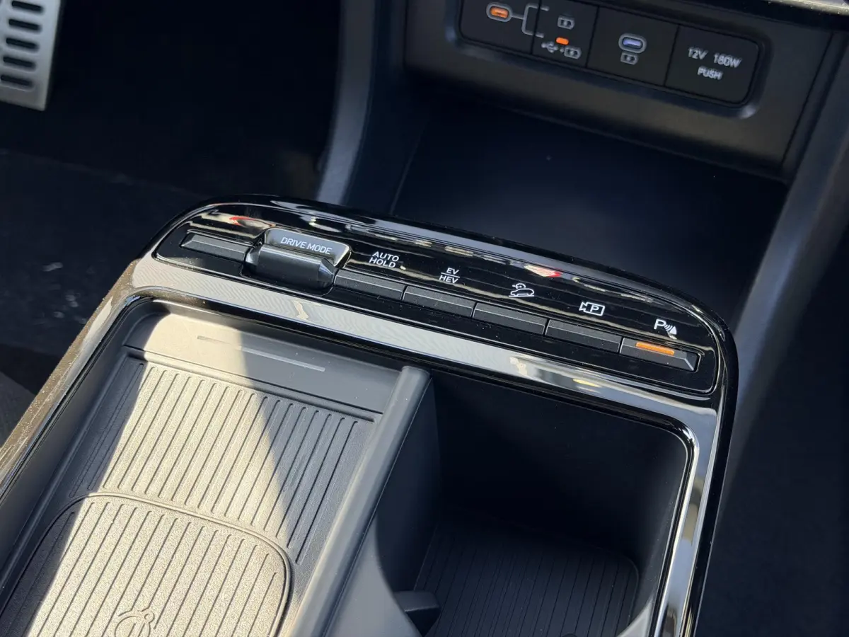 1.6 T-GDI PHEV N Line Business / Stoelverwarming / Stuurverwarming / Climate Control / Adaptive Cruise Control / Achteruitrijcamera / Parkeersensoren Voor + Achter / KRELL Audio /