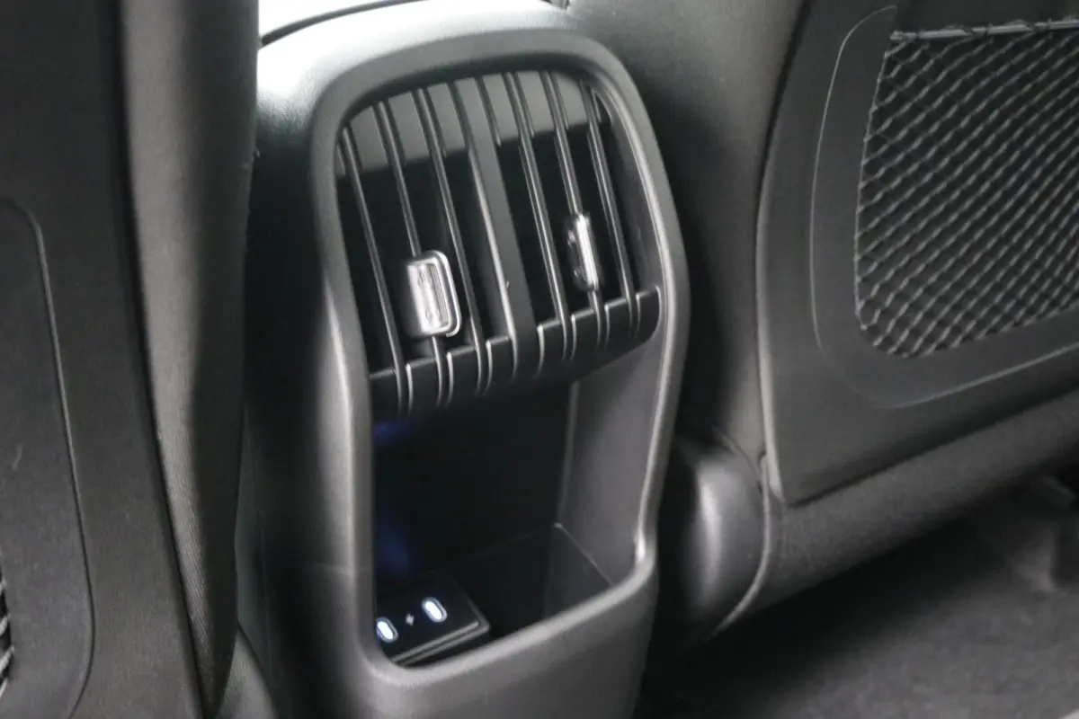 1.6 GDI HEV Comfort Smart / Rijklaarprijs / Direct Leverbaar / Navigatie / 18" LMV / Adaptieve Cruise Control / Parkeersensoren voor en achter