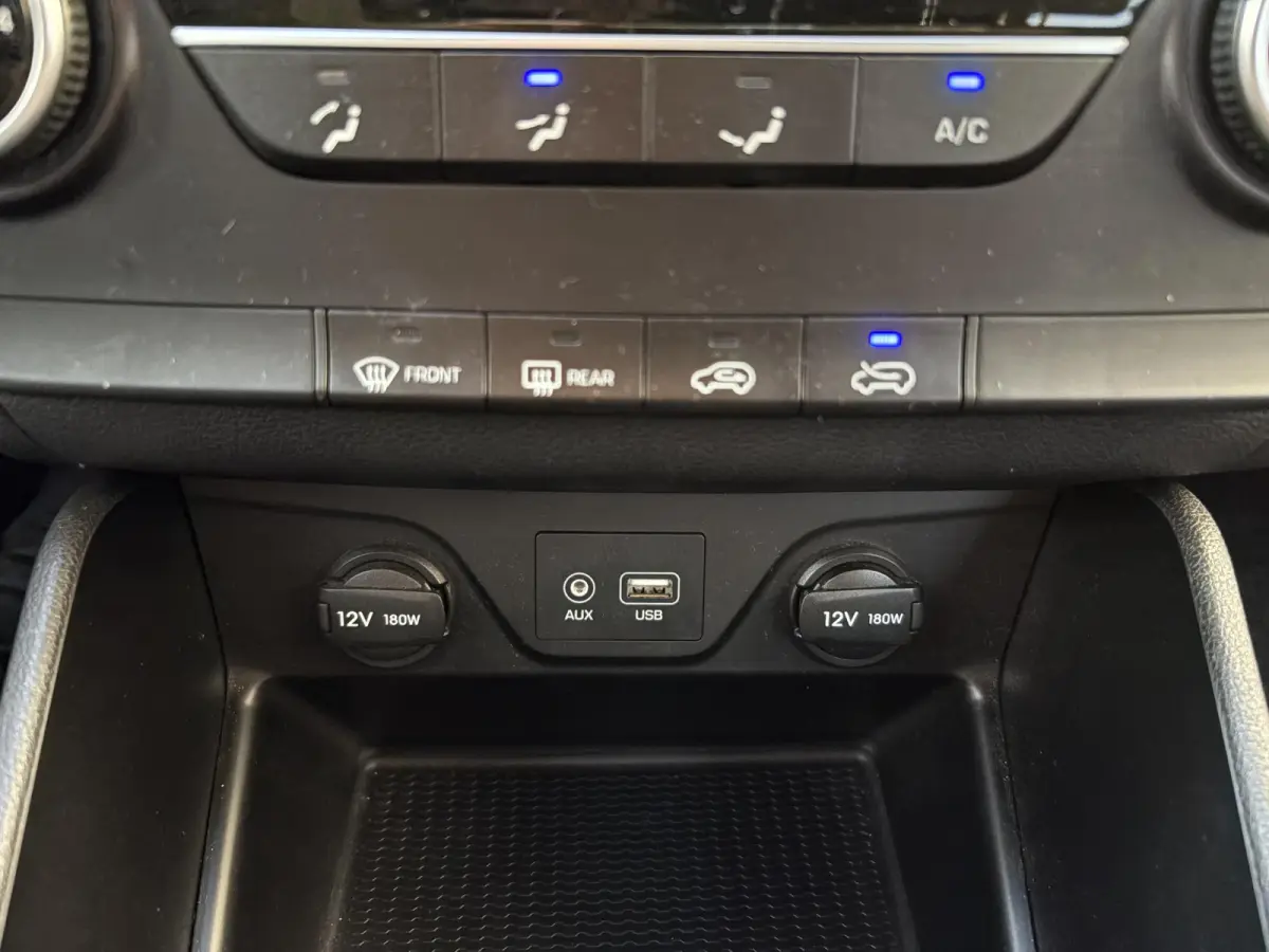 1.6 GDI Comfort / Airco / Cruise control / Trekhaak 1400 kg geremd / Navigatiesysteem full map /