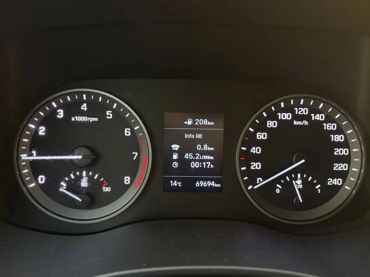 1.6 GDI Comfort / Airco / Cruise control / Trekhaak 1400 kg geremd / Navigatiesysteem full map /