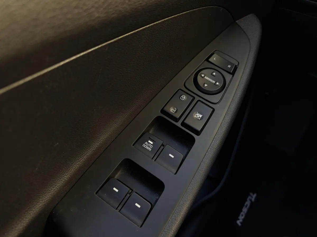 1.6 GDI Comfort / Airco / Cruise control / Trekhaak 1400 kg geremd / Navigatiesysteem full map /