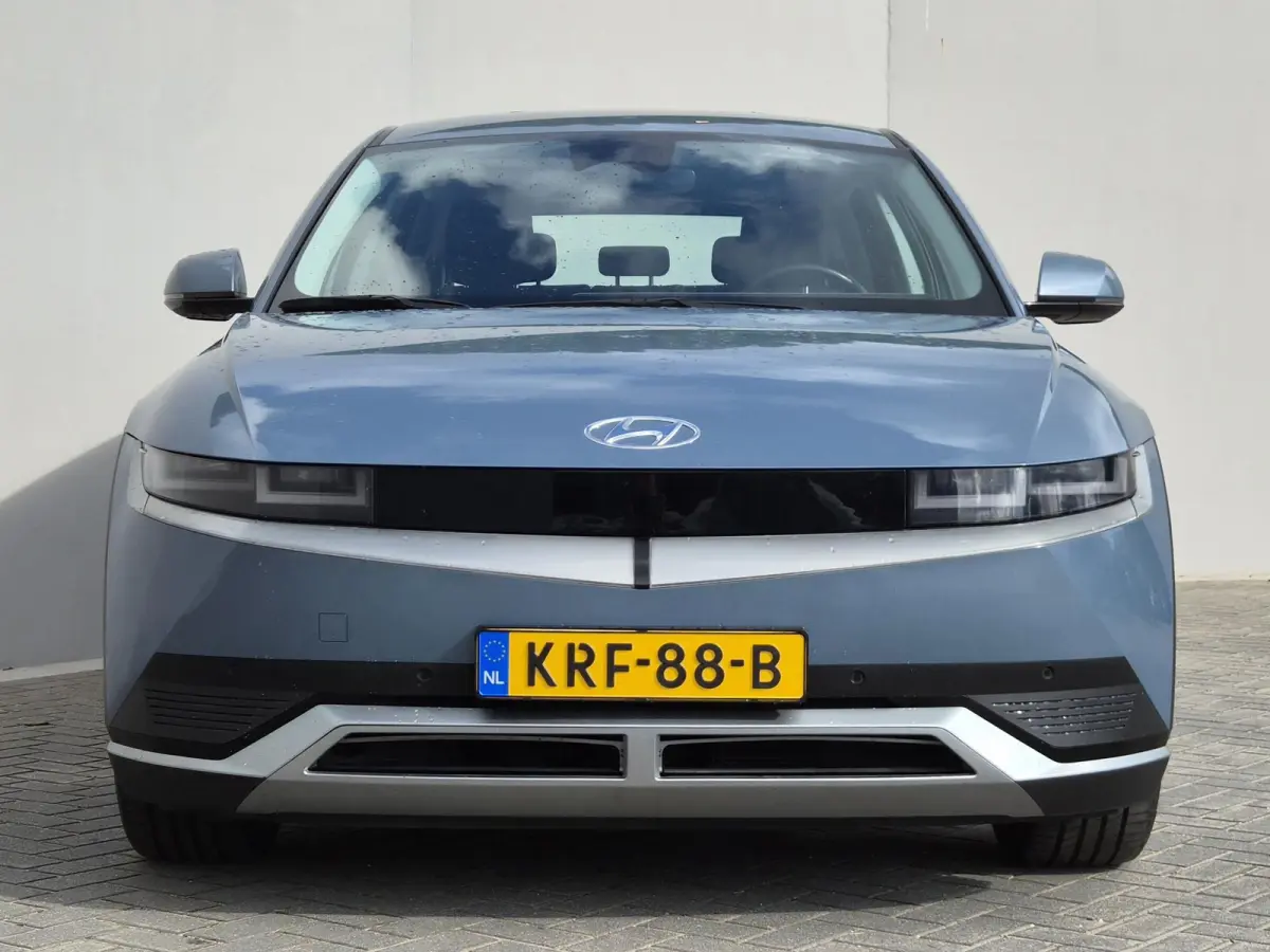 Connect 77.4 kWh / SOH 99% / Dealer onderhouden / Fabrieksgarantie tot 04-2028 / CCS snelladen / Trekgewicht 1.600 kg / Warmtepomp / Stuur- & Stoelverwarming / Achteruitrijcamera / Adaptief 