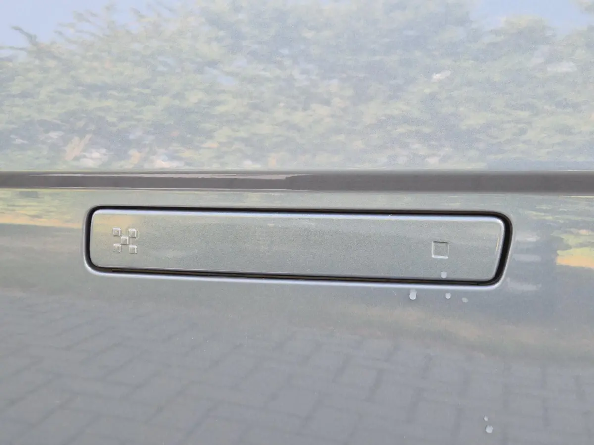 Connect 77.4 kWh / SOH 99% / Dealer onderhouden / Fabrieksgarantie tot 04-2028 / CCS snelladen / Trekgewicht 1.600 kg / Warmtepomp / Stuur- & Stoelverwarming / Achteruitrijcamera / Adaptief 