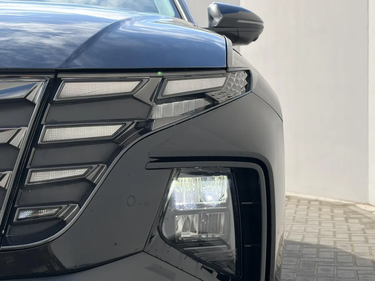 1.6 T-GDI PHEV N Line 4WD / SOH 100% / Fabrieksgarantie tot 05-2027 / Dealer onderhouden / Trekgewicht 1.350 kg / Stuur- Stoel & Achterbank verwarming / Rondomzicht camera / Apple Carplay/An
