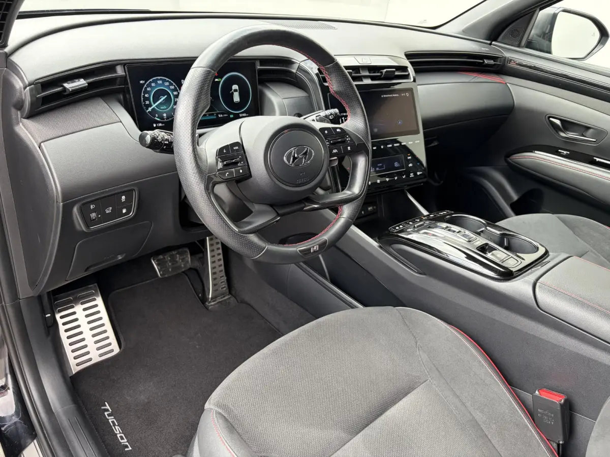 1.6 T-GDI PHEV N Line 4WD / SOH 100% / Fabrieksgarantie tot 05-2027 / Dealer onderhouden / Trekgewicht 1.350 kg / Stuur- Stoel & Achterbank verwarming / Rondomzicht camera / Apple Carplay/An