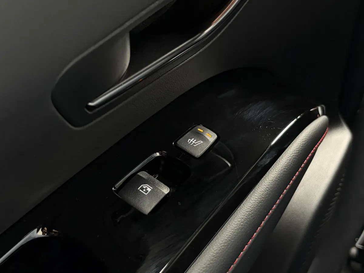 1.6 T-GDI PHEV N Line 4WD / SOH 100% / Fabrieksgarantie tot 05-2027 / Dealer onderhouden / Trekgewicht 1.350 kg / Stuur- Stoel & Achterbank verwarming / Rondomzicht camera / Apple Carplay/An