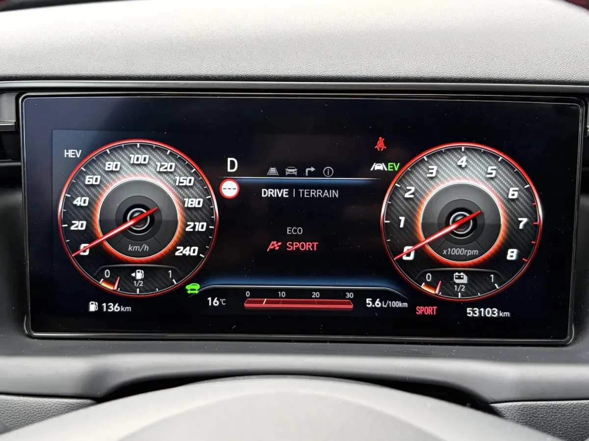 1.6 T-GDI PHEV N Line 4WD / SOH 100% / Fabrieksgarantie tot 05-2027 / Dealer onderhouden / Trekgewicht 1.350 kg / Stuur- Stoel & Achterbank verwarming / Rondomzicht camera / Apple Carplay/An