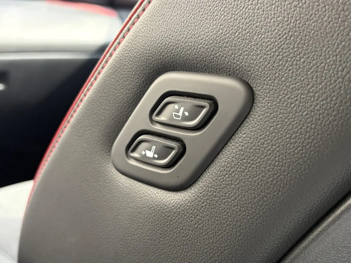 1.6 T-GDI PHEV N Line 4WD / SOH 100% / Fabrieksgarantie tot 05-2027 / Dealer onderhouden / Trekgewicht 1.350 kg / Stuur- Stoel & Achterbank verwarming / Rondomzicht camera / Apple Carplay/An